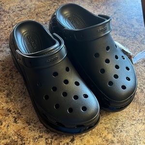 Crocs Mega Crush Size 11 NWT
